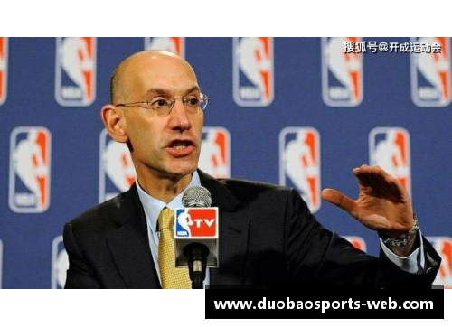NBA裁判判罚争议，引发球迷热议：真实竞技还是太过假象？